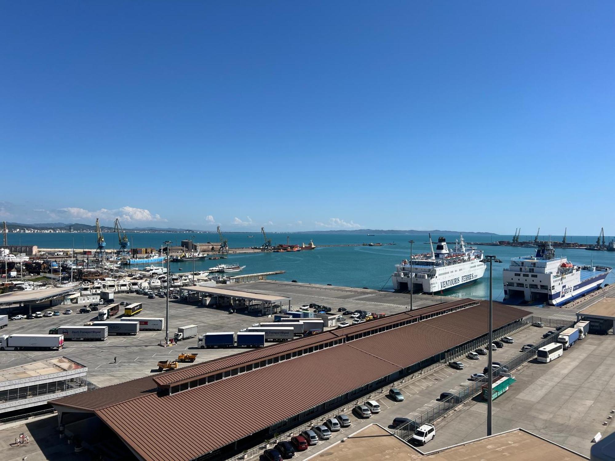 Port View Apartment 1 Durres Ngoại thất bức ảnh